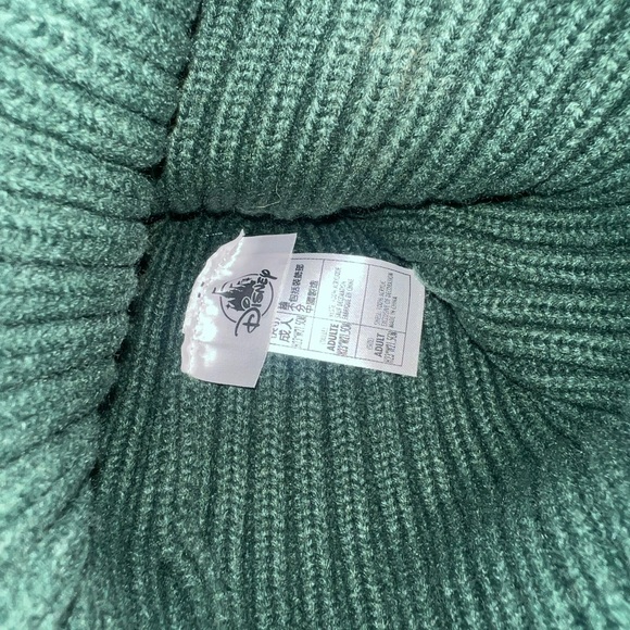 Disney Pom Pom beanie - Picture 3 of 3